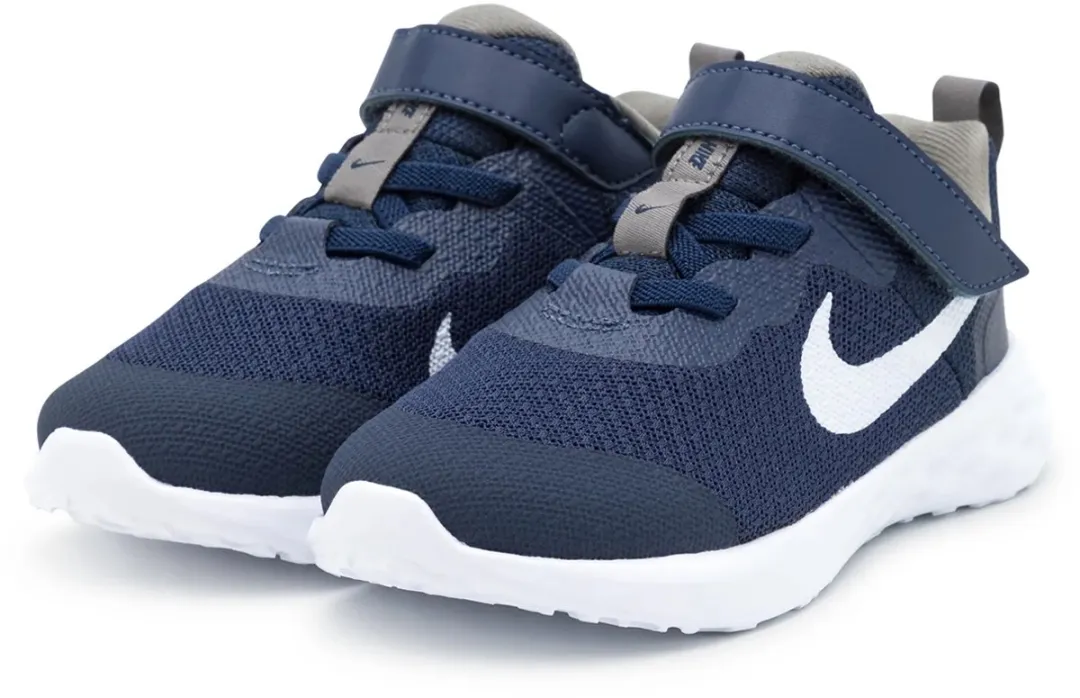 Nike Revolution 6 Sportschoenen
