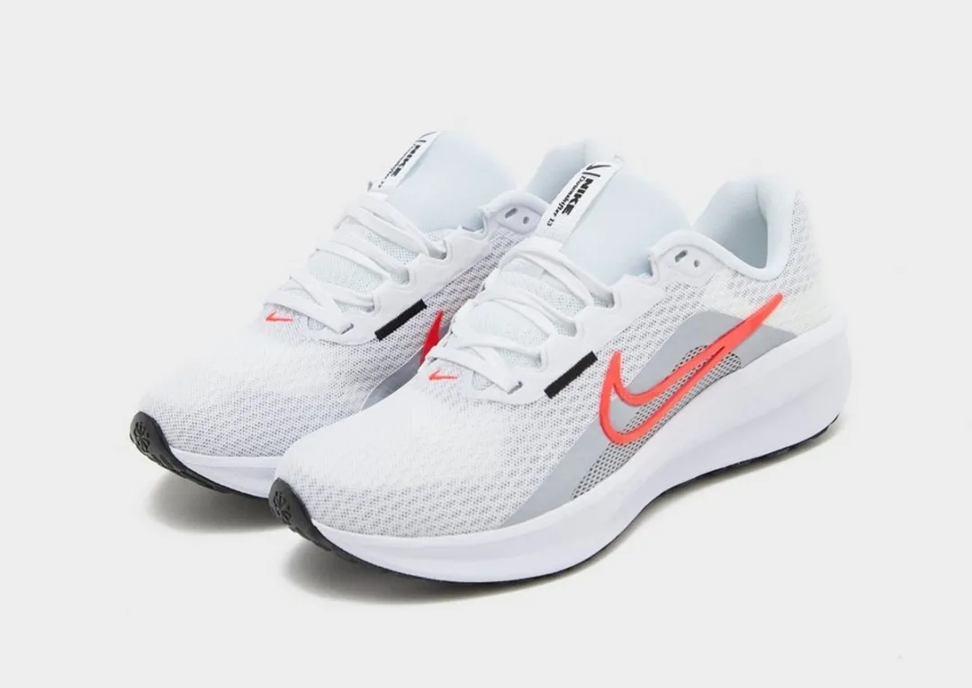 Nike Downshifter 13 Hardloopschoenen 40.5 - Wit/Rood