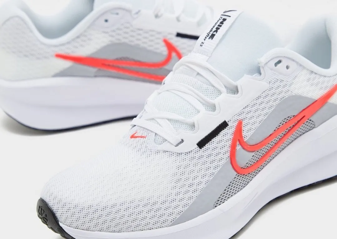 Nike Downshifter 13 Hardloopschoenen 40.5 - Wit/Rood - afbeelding 6 van 6