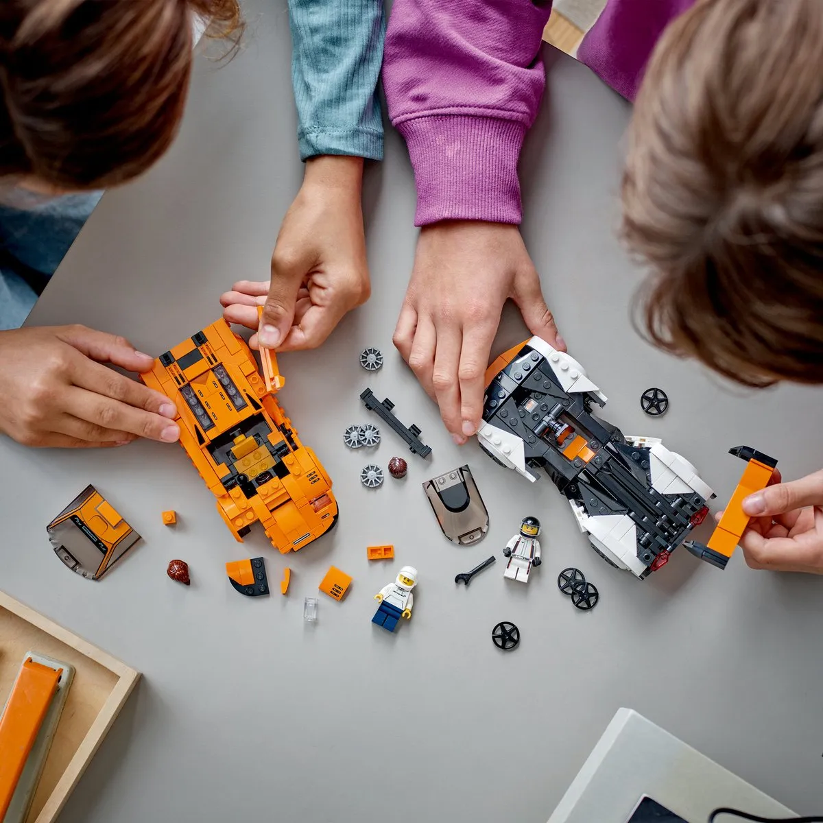 LEGO Speed Champions 76918 McLaren Solus GT & F1 LM Set - 581 Stukken - afbeelding 6 van 6