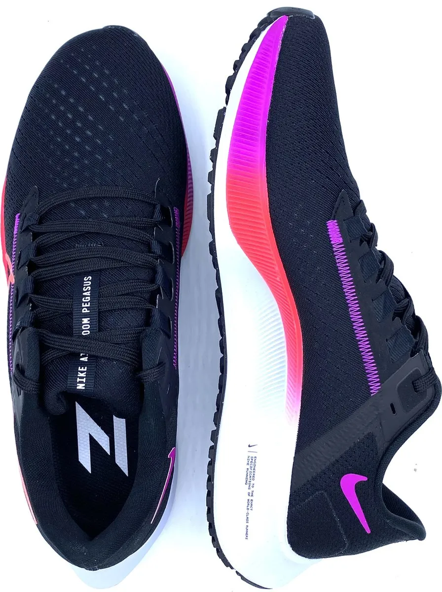 Nike Air Zoom Pegasus 38 Heren Hardloopschoenen - Maat 42 - Zwart/Rozerood