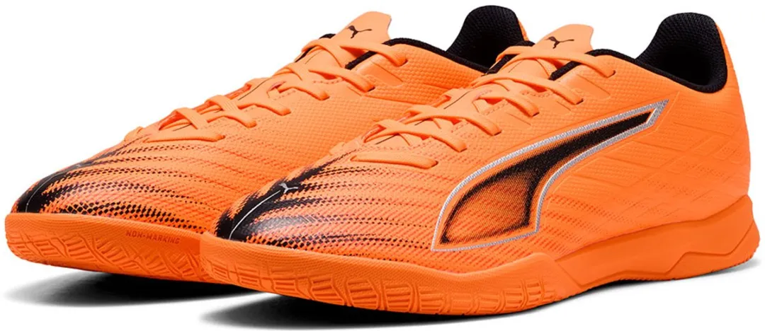 PUMA Ultra 6 Play Zaalschoenen 42 - Oranje