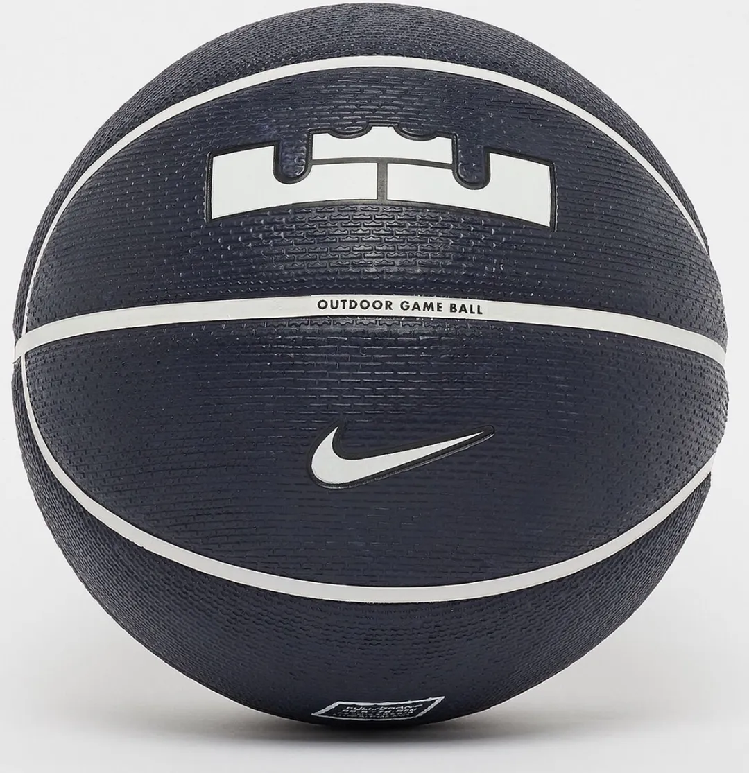 Nike Basketbal Playground 2.0 LeBron James
