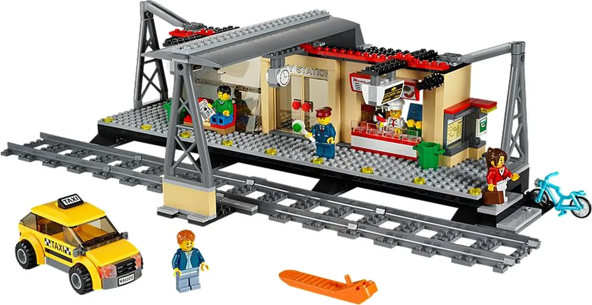 LEGO City Treinstation 60050 - 423 Stukken - 5 Minifiguren