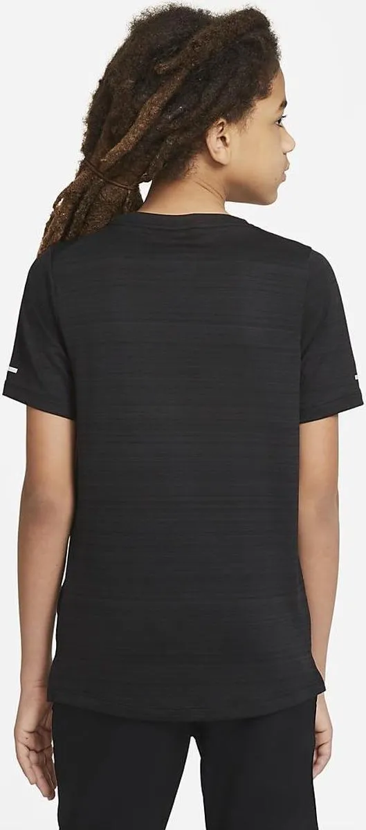 Nike Dri-FIT Miler Jongens Sportshirt DD3055-010 - Maat 146 - Zwart