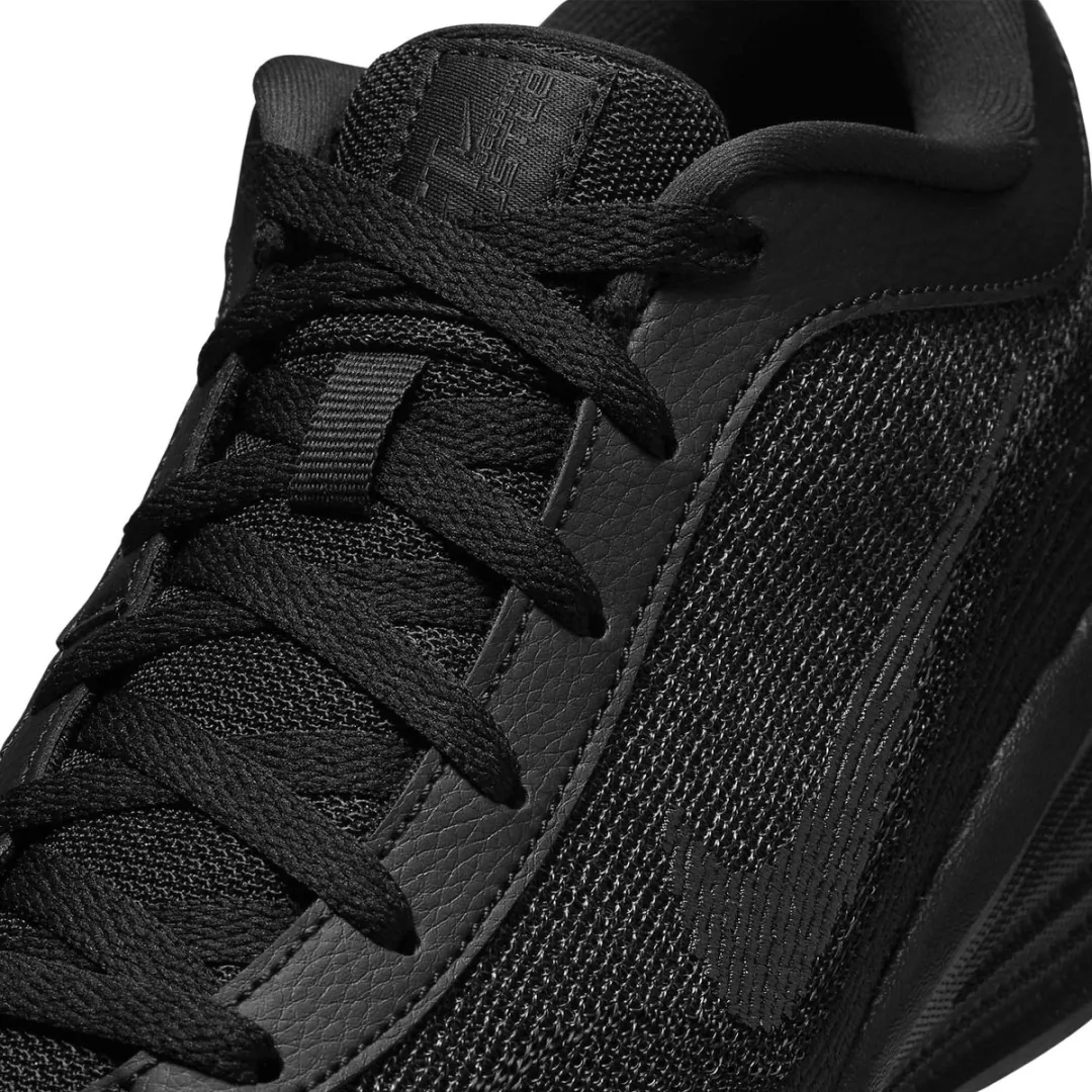 Nike G.T. Hustle Academy Sportschoenen 36 - Zwart