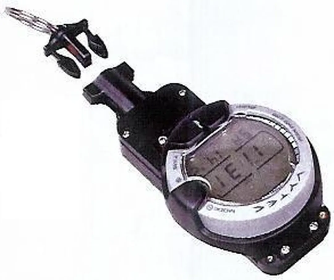 Suunto Computer Retractor