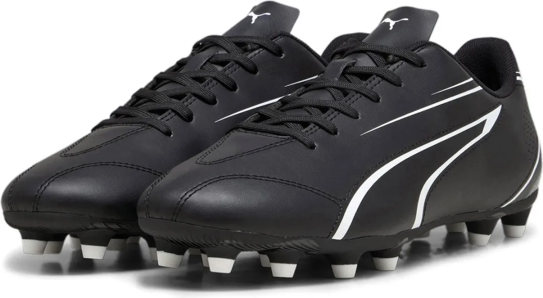 PUMA Vitoria FG/AG Heren Sportschoenen - Maat 46 - Zwart/Wit