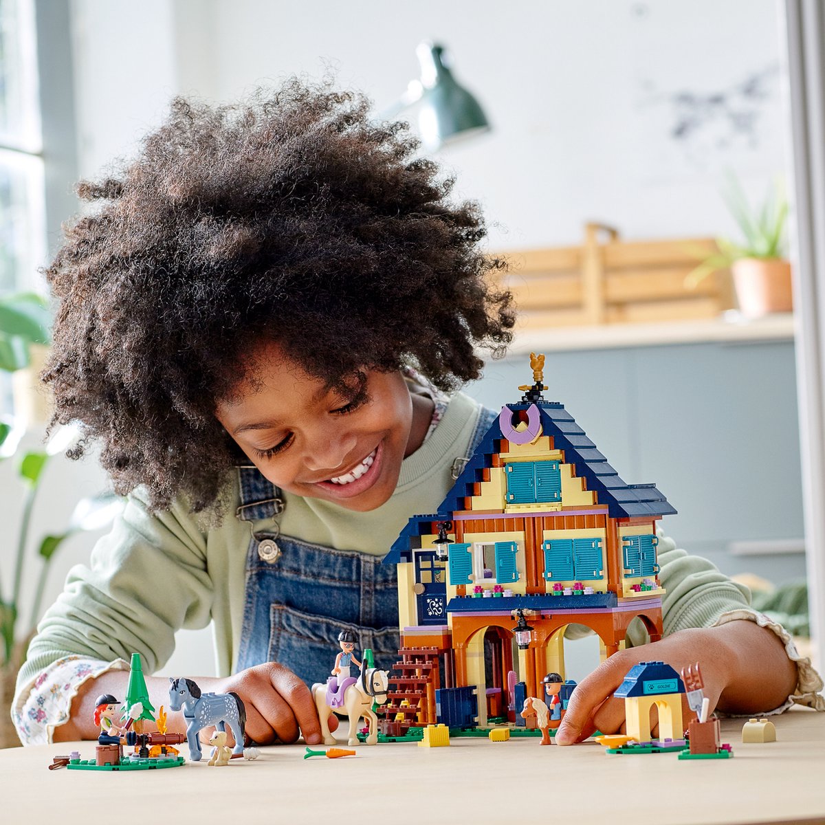 LEGO Friends Paardrijbasis in het Bos - 41683