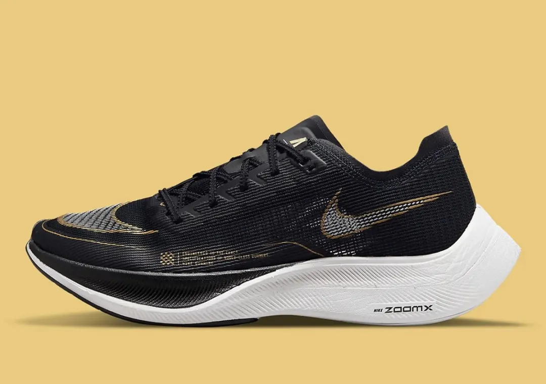 Nike ZoomX Vaporfly Next% 2 - Maat 40 - Black/Gold