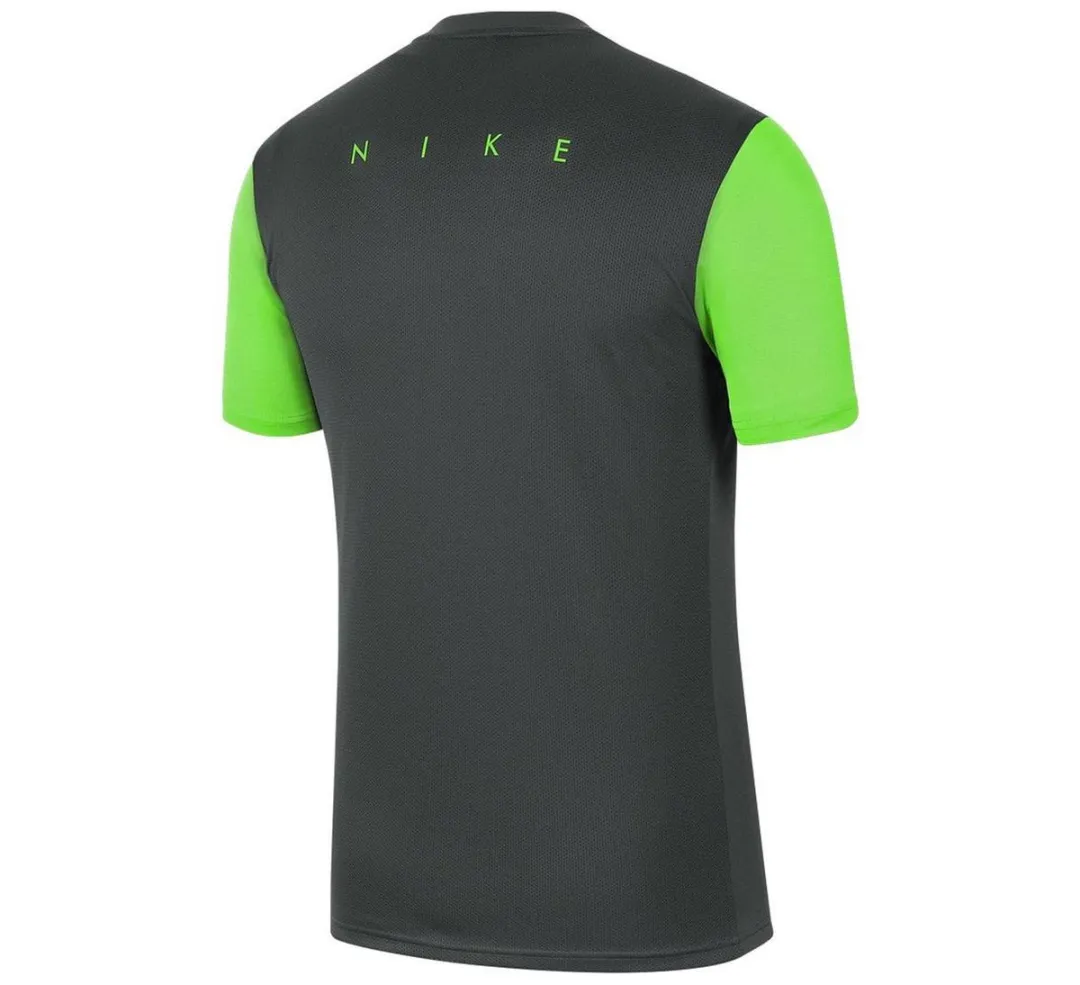 Nike Sportshirt M - Grijs/Groen
