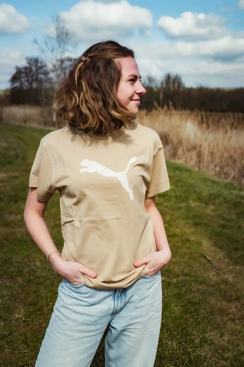 PUMA Wmns Her T-shirt Sand Dune