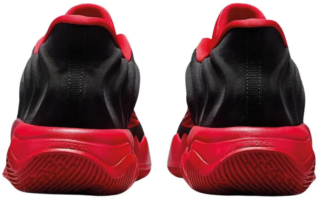 Nike Giannis Immortality 4 Sportschoenen - Maat 47.5 - Zwart/Rood