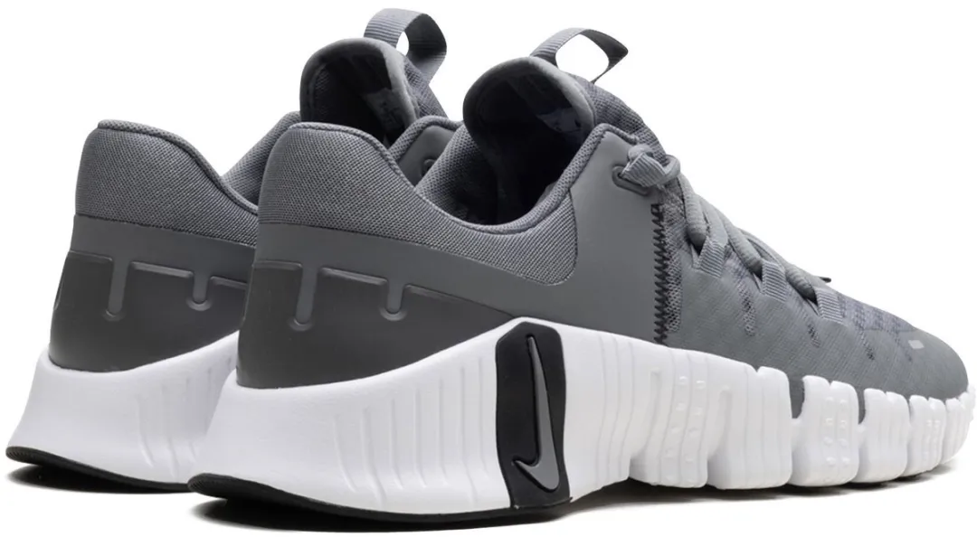 Nike Free Metcon 5 DV3949-003 Sportschoen - 45