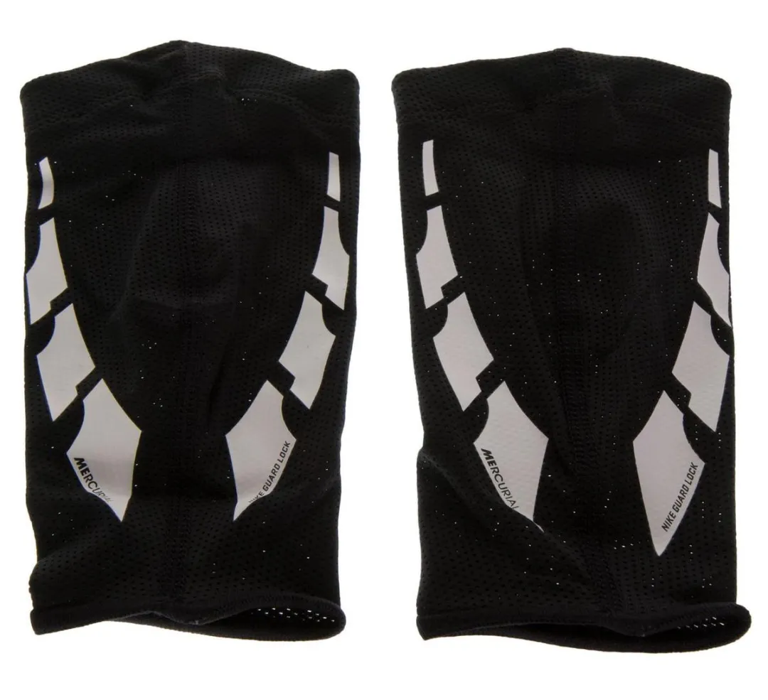 Nike Guard Lock Elite Scheenbeschermerhouder