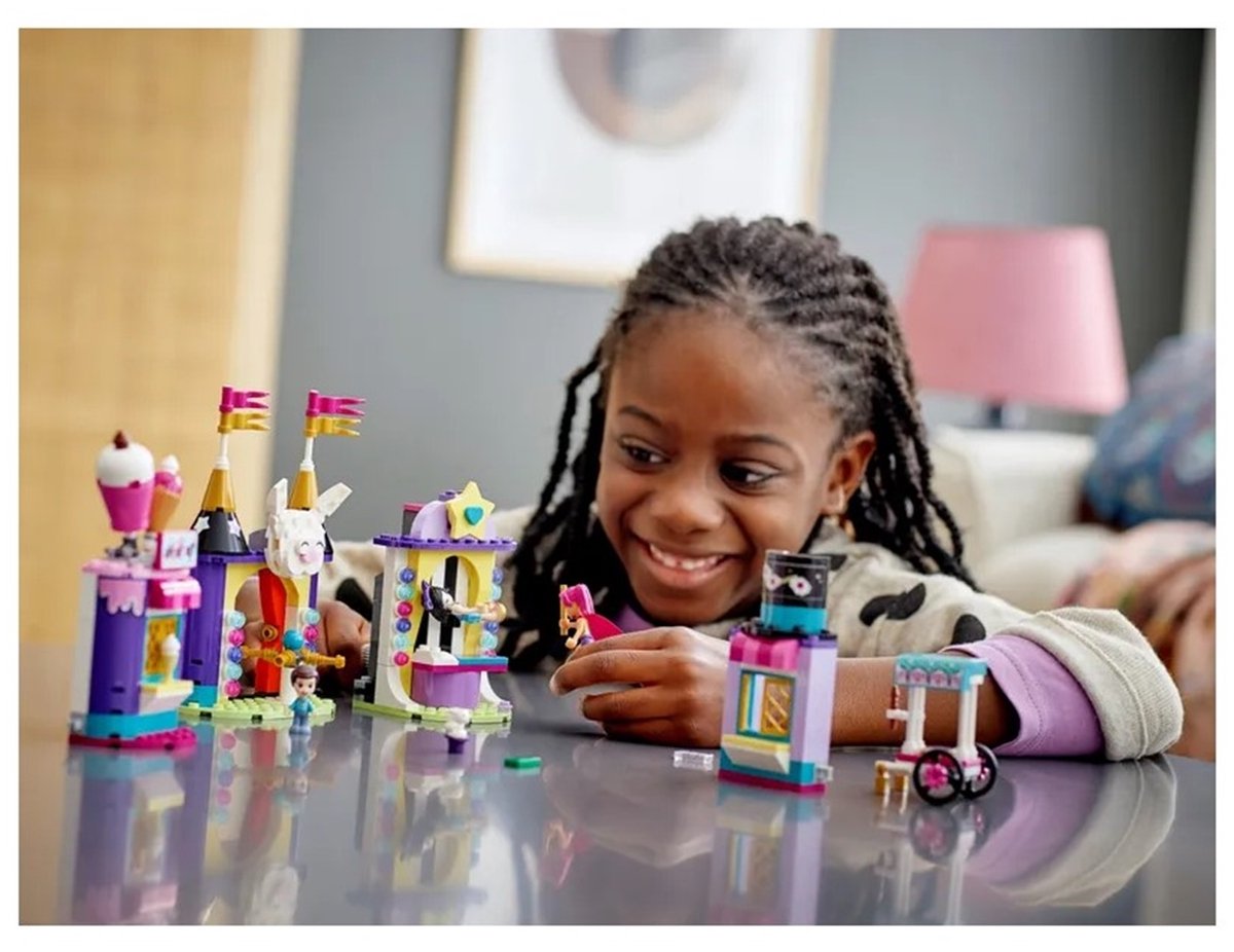 LEGO Friends Magische Kermiskraampjes - 41687