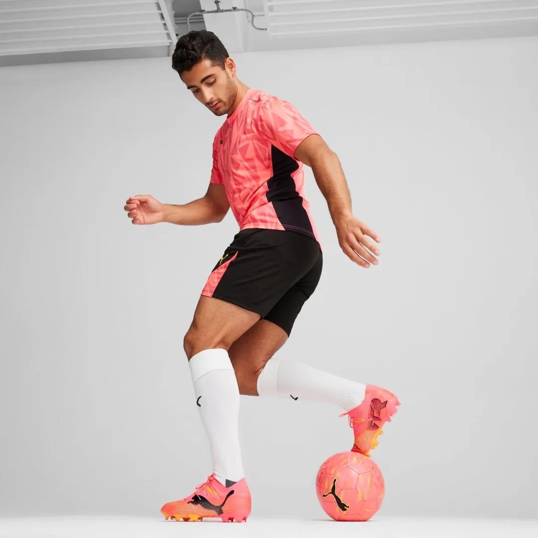 PUMA Future 7 Ultimate FG/AG Voetbalschoenen - Roze - EU 40