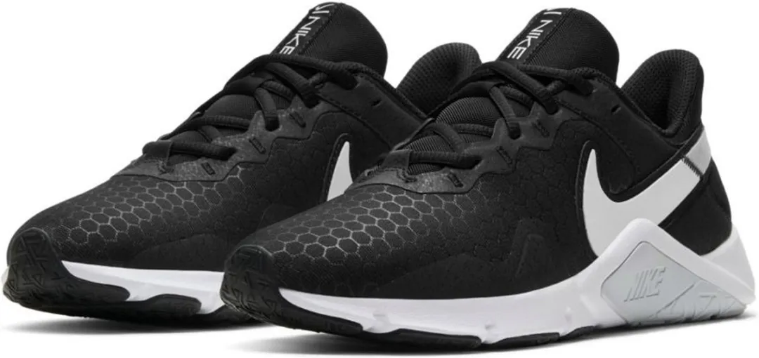 Nike Legend Essential 2 Sportschoenen Dames 37.5 - CQ9545-001