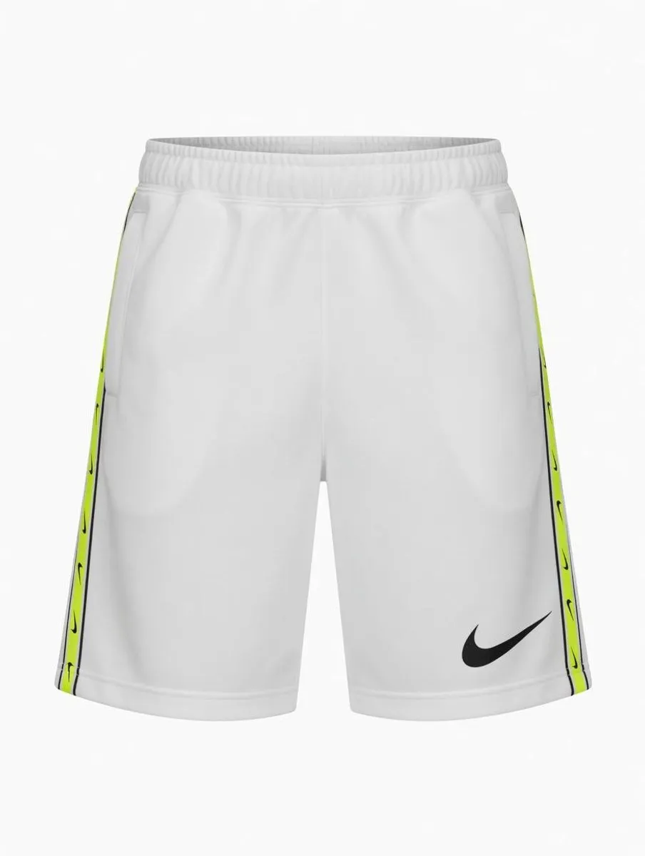 Nike Shorts Maat L