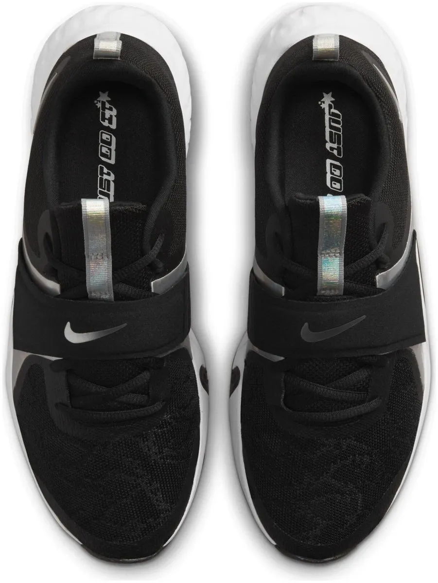 Nike Renew TR 12 Sportschoenen Dames 38 - Zwart/Wit
