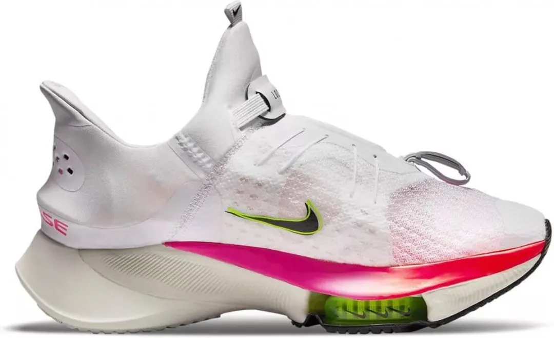 Nike Air Zoom Tempo Next% FlyEase