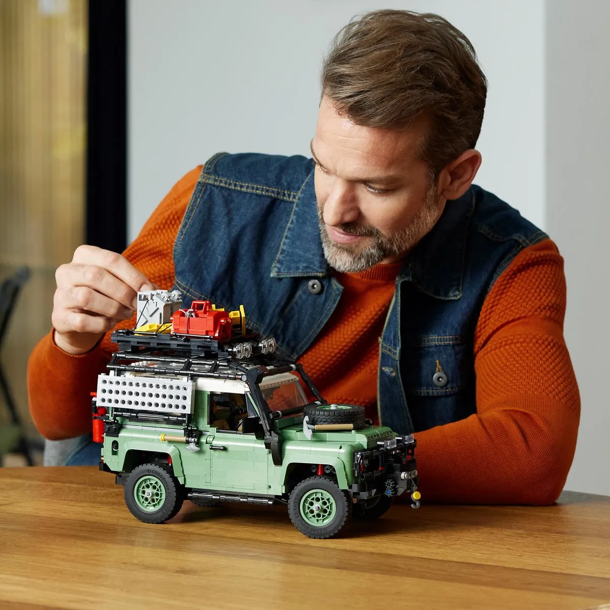 LEGO Icons Land Rover Defender 90 10317 Bouwpakket - 2336 Stukken
