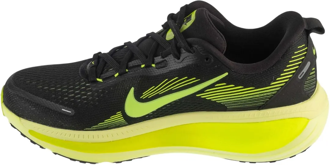 Nike Vomero 18 Hardloopschoenen - Vrouwen - Zwart - 39
