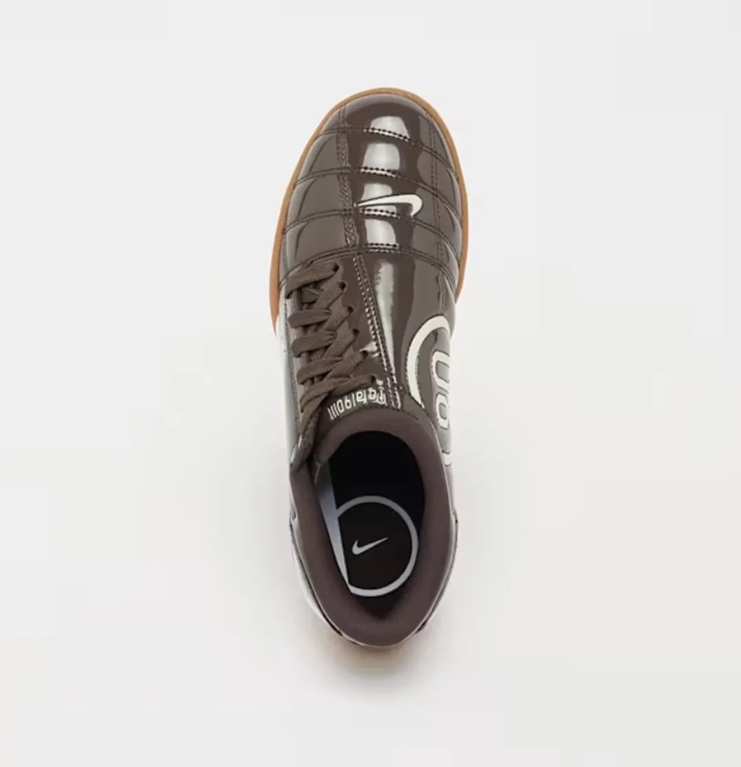 Nike Total 90 IB5666-202 Sportschoenen - 39 - Bruin/Wit