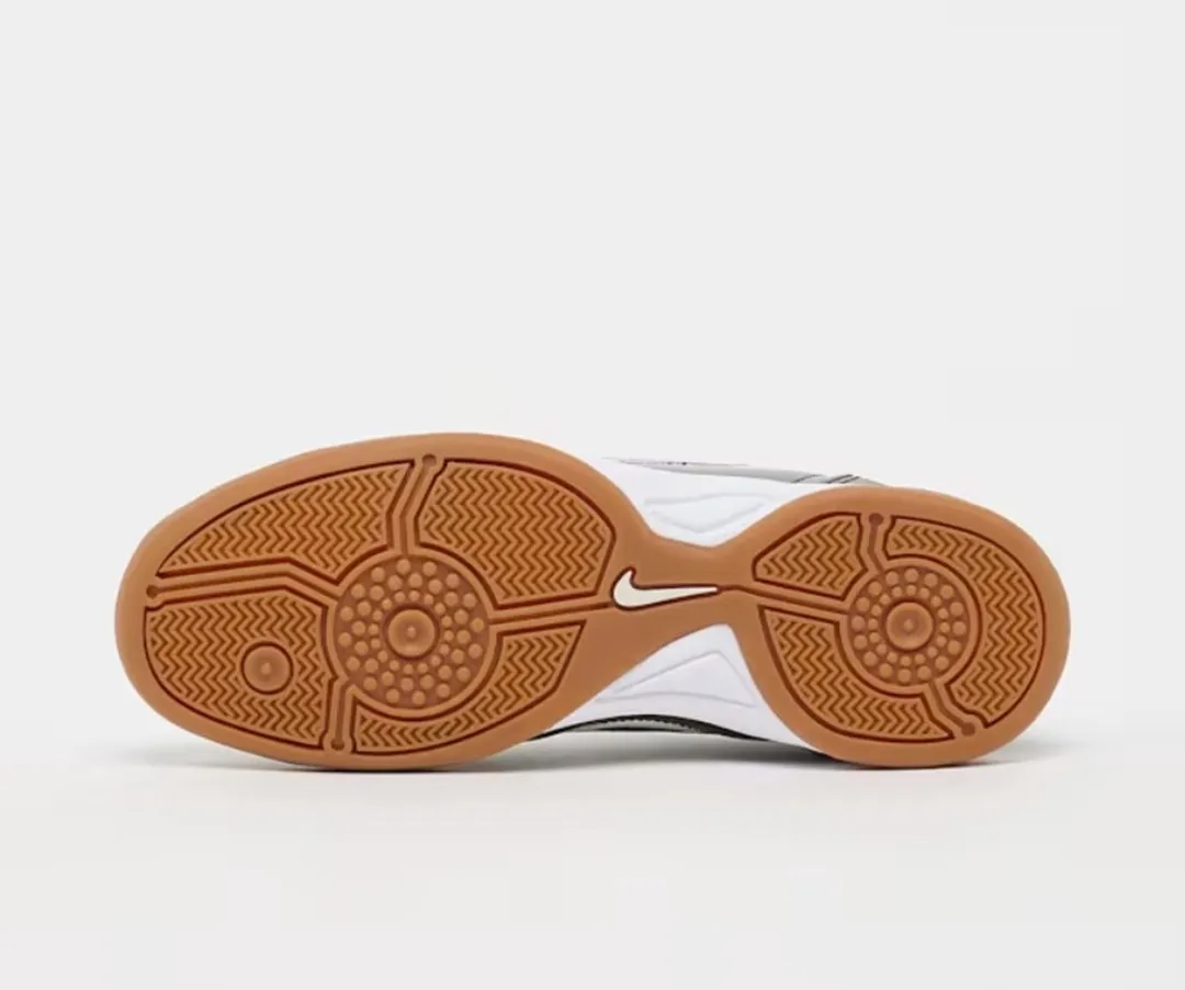 Nike Total 90 IB5666-202 Sportschoenen - 39 - Bruin/Wit