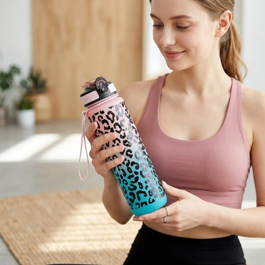 NUVEX Roze-Turquoise Waterfles 1000ml - Luipaardpatroon