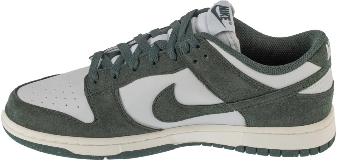Nike Dunk Low HJ7673-002 Sneakers - Groen - Maat 42