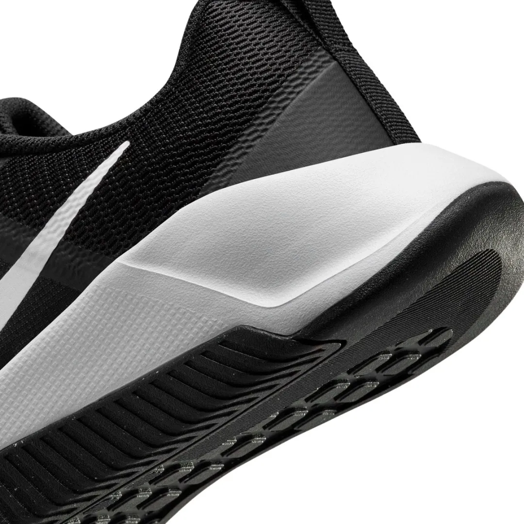 Nike MC Trainer 3 FQ1831-001 Sportschoenen - Maat 43 - Zwart/Wit