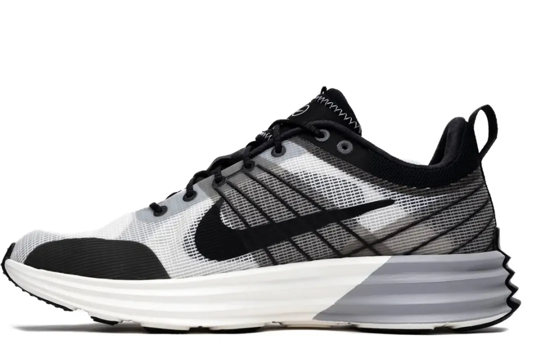 Nike Lunar Roam DV2440-102 Sportschoenen - Maat 40 - Light Smoke Grey