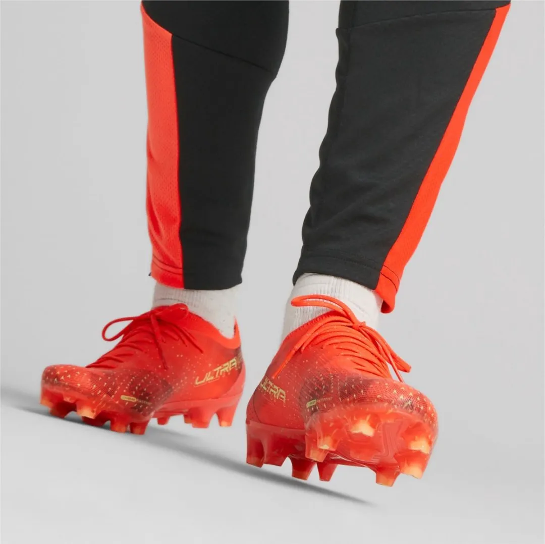 PUMA Ultra Ultimate FG Voetbalschoenen 42.5 - Fiery Coral-Fizzy Light