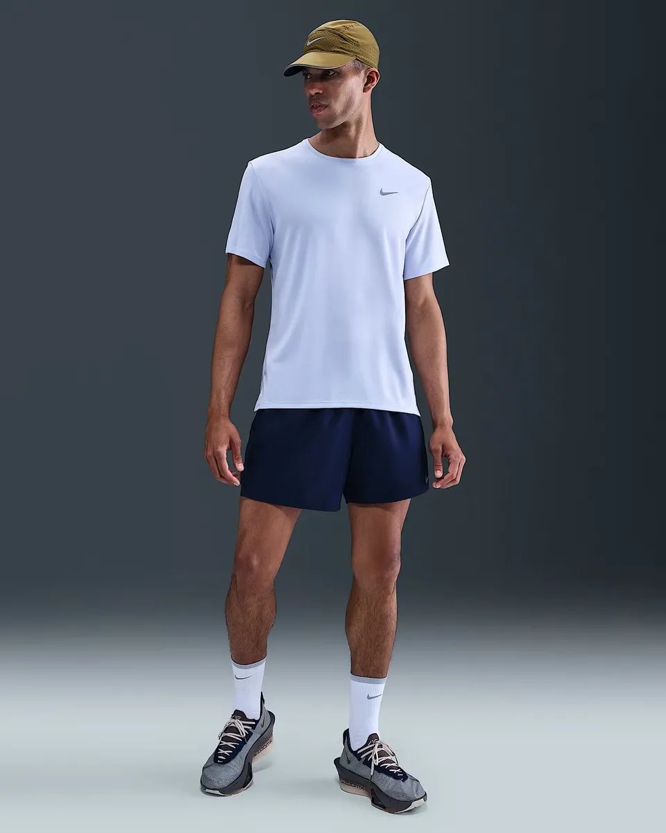 Nike Dri-FIT UV SS T-shirt DV9315-057 - Donkergrijs