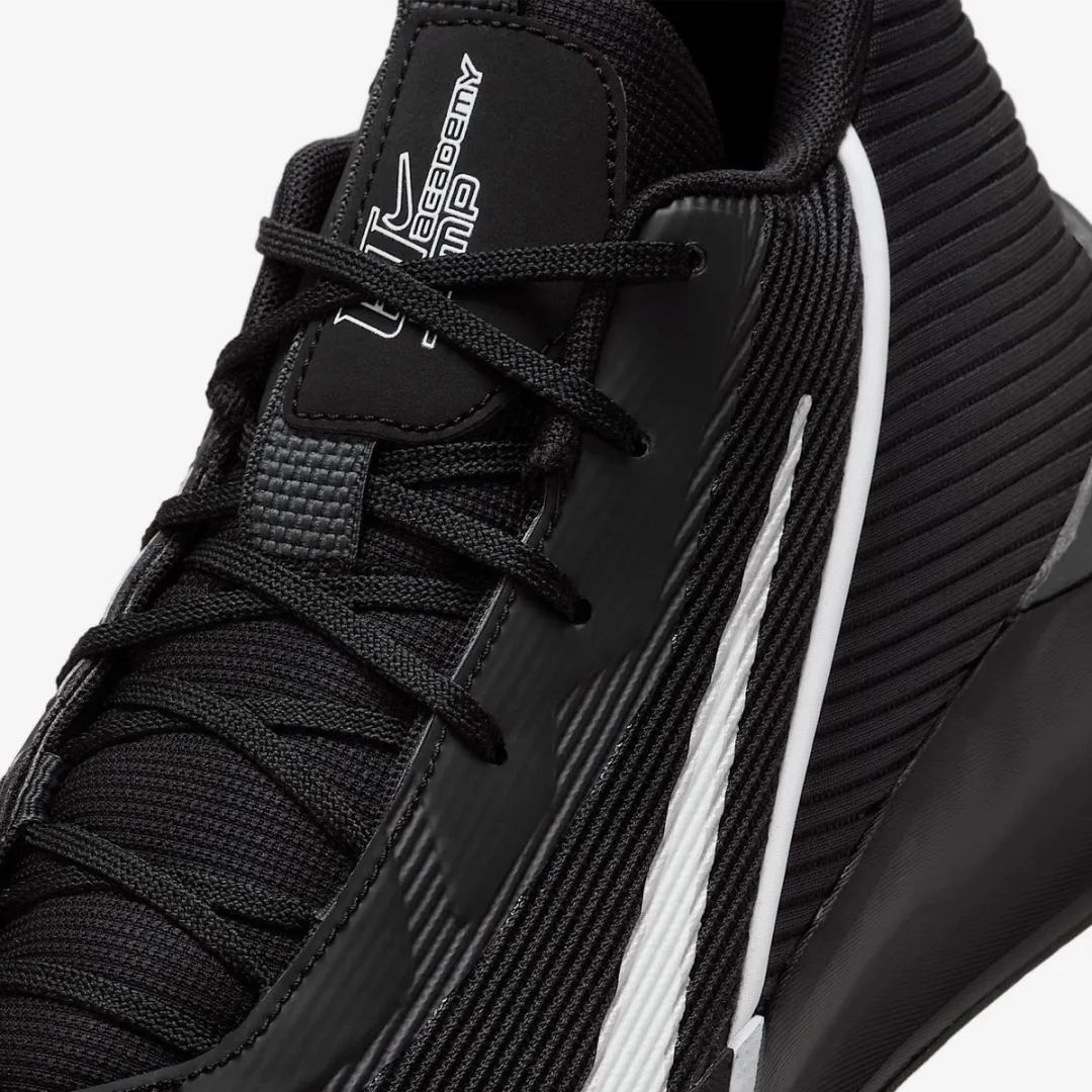 Nike GT Jump Academy Sportschoenen FV5524-003 - Maat 43