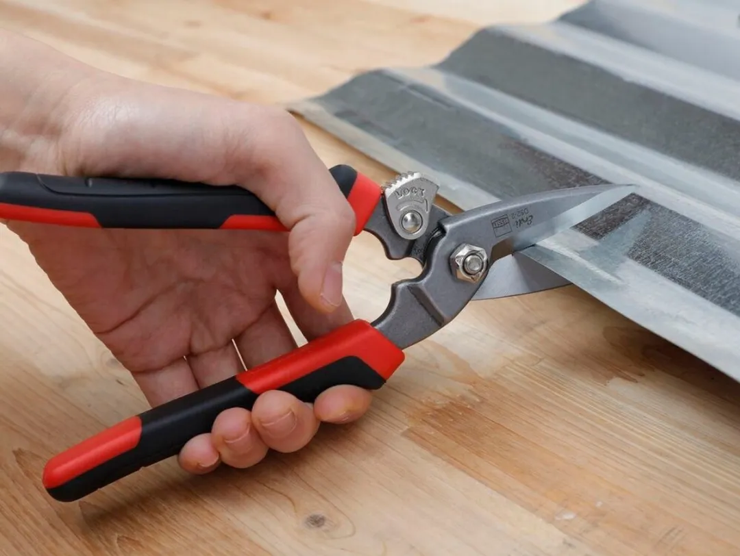 Bessey Multipurpose Rechthoekige Schaar 200mm - Gekartelde Bladen