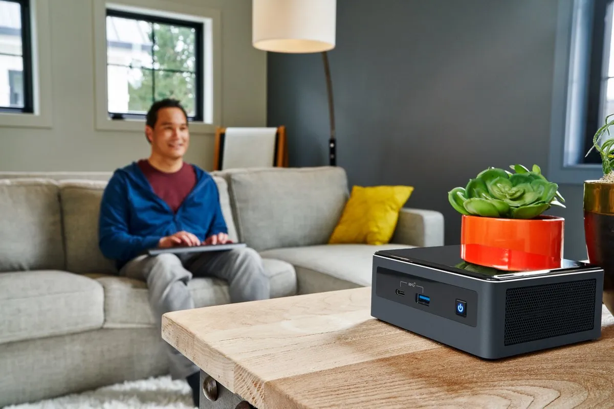 Intel BXNUC10I5FNHN Barebone PC