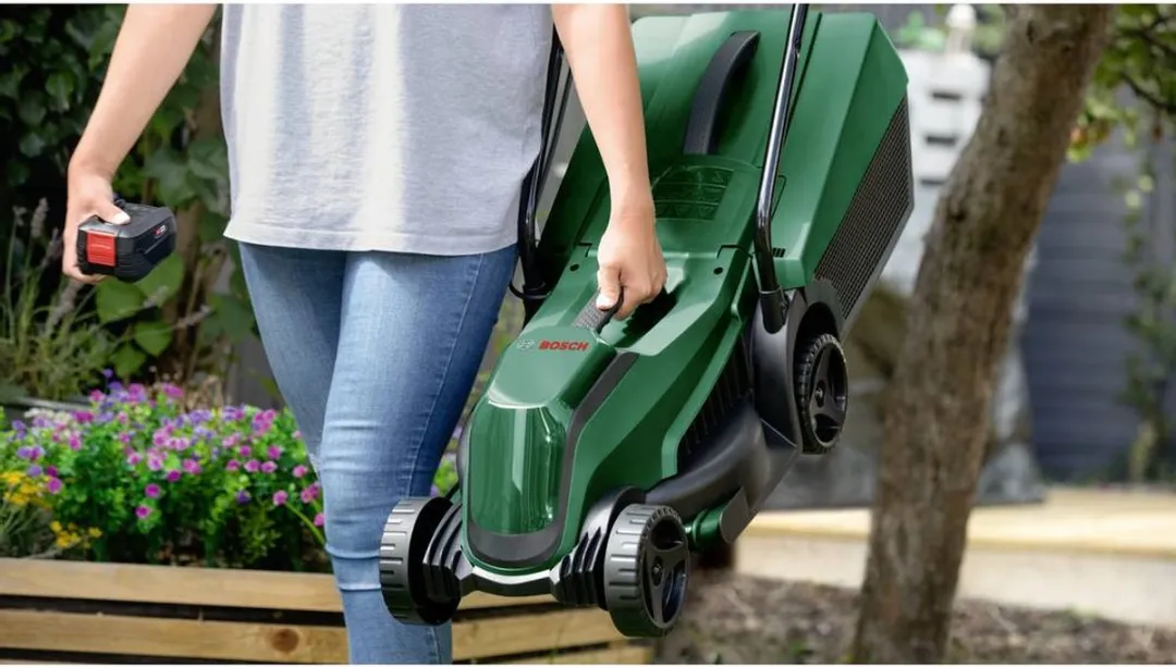 Bosch EasyMower 18V-32-200 Accu Grasmaaier - 3 standen - 31L - afbeelding 5 van 6