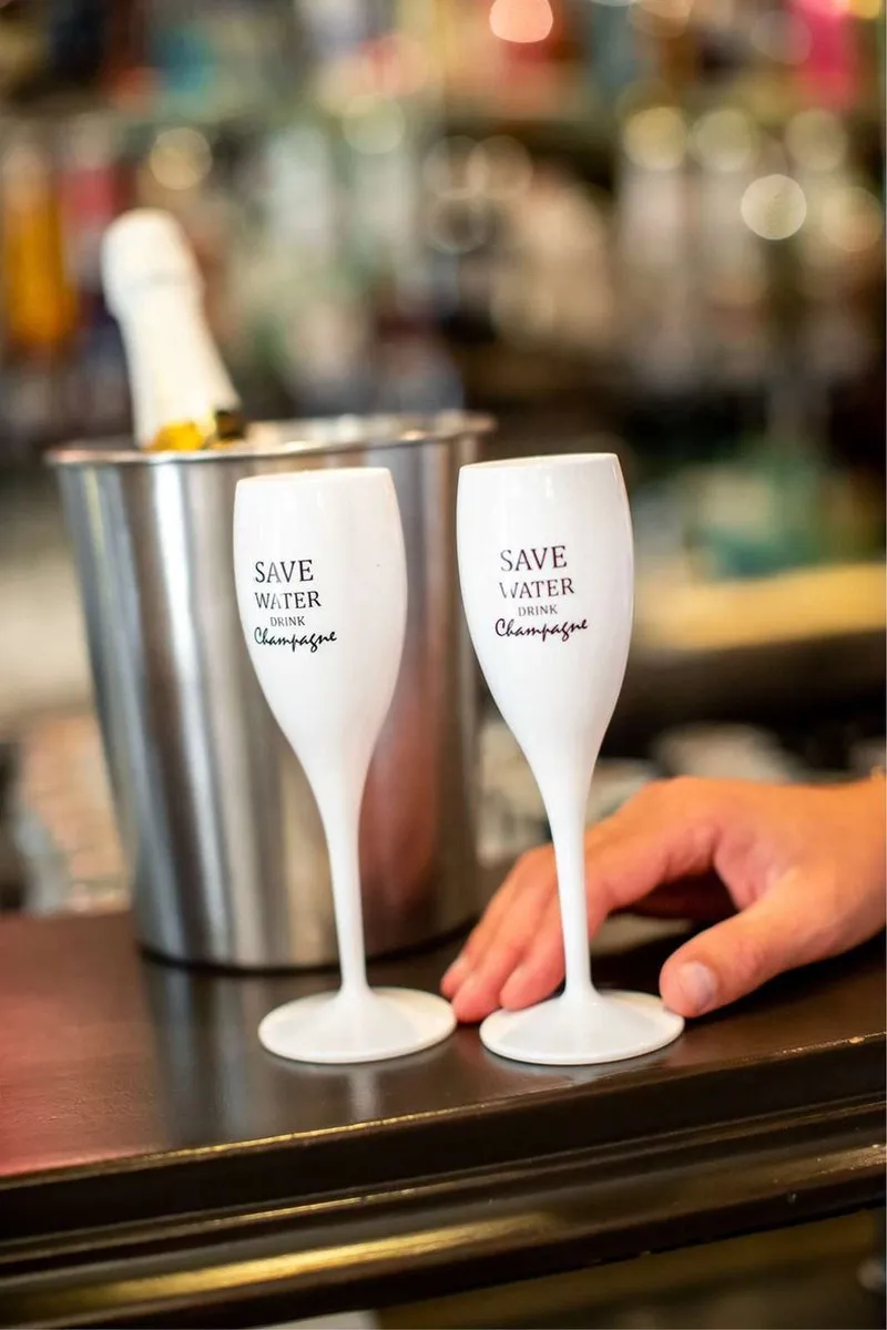 Koziol Champagneglas 'Save Water Drink Champagne' - 0,10L