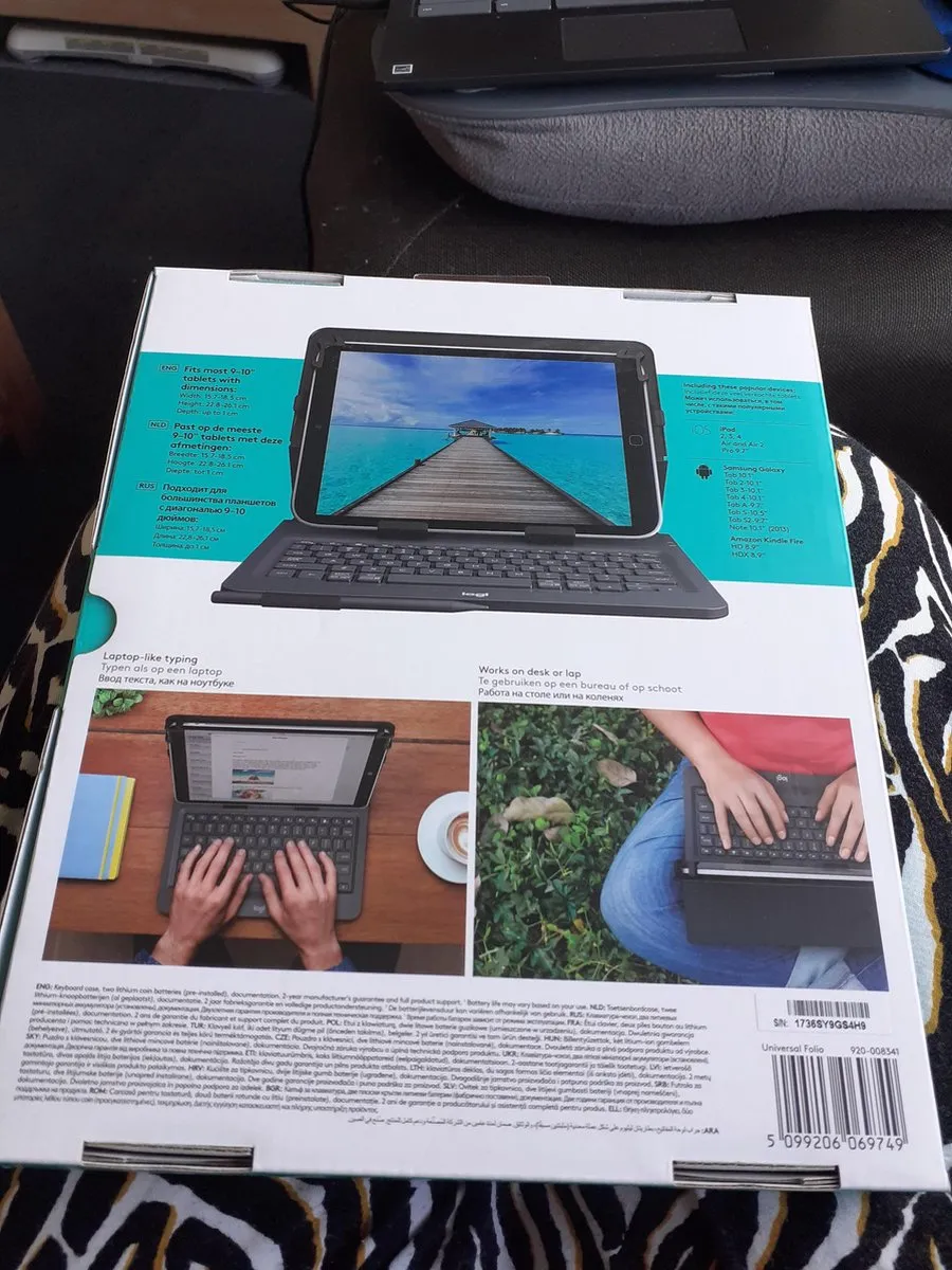 Logitech Universal Folio 920-008341 Toetsenbordcase - 9" - Zwart