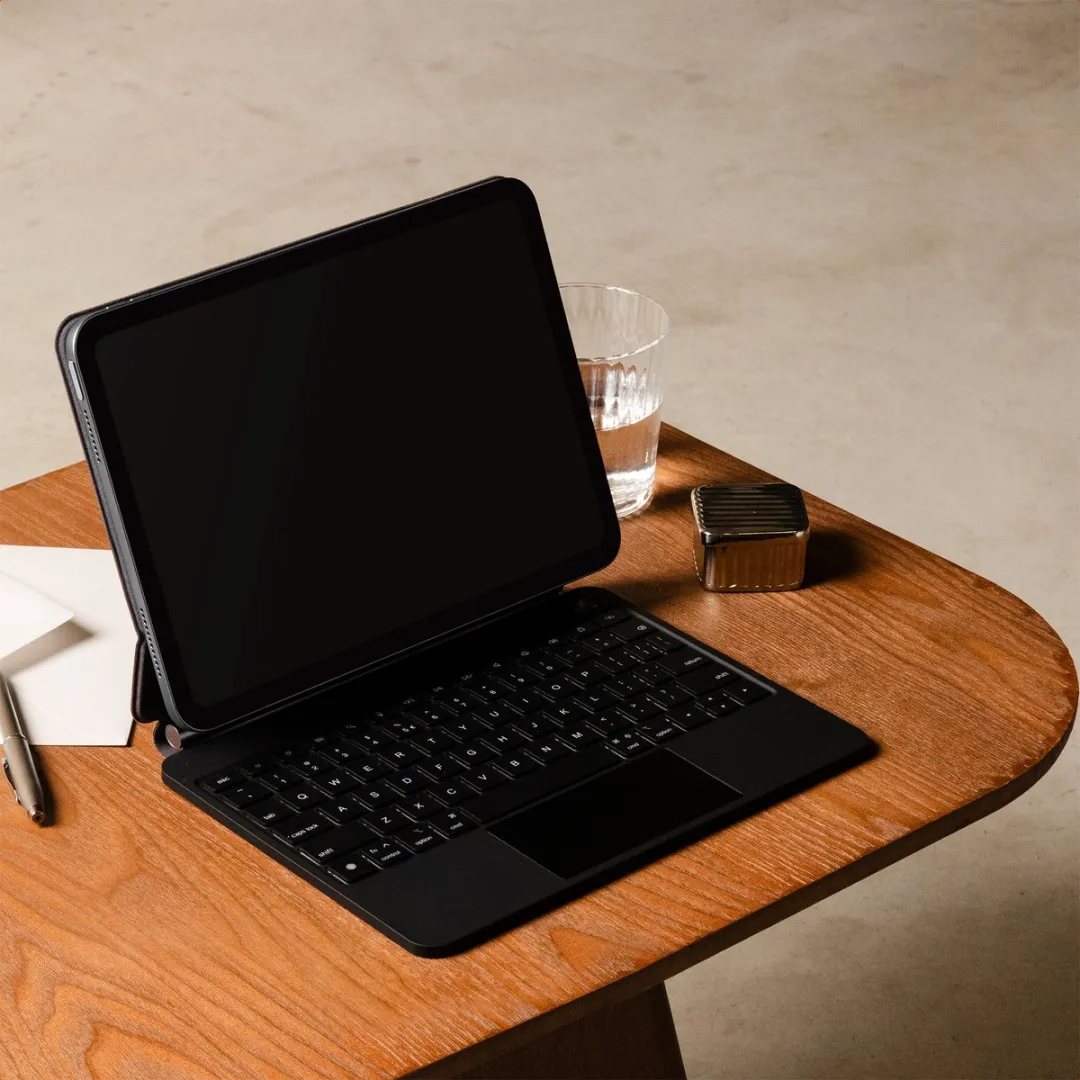 Accezz Magnetic Bluetooth Keyboard SH00090869 - Zwart