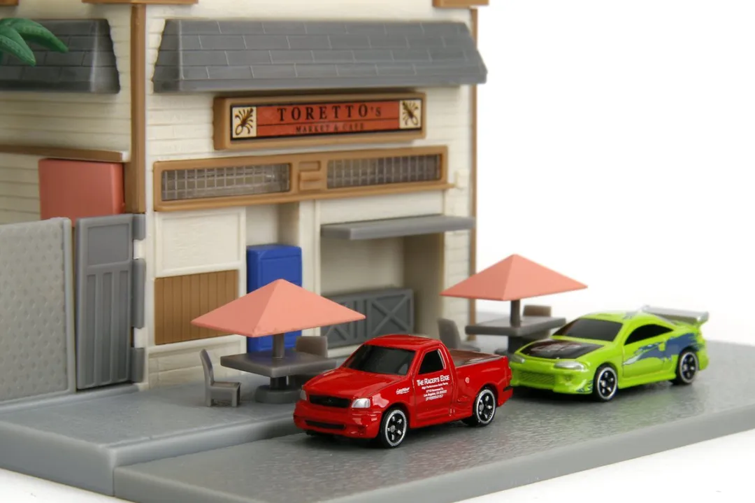 Jada Toys Fast & Furious Nano Metalfigs Toretto’s Café - 253203095 - Multi