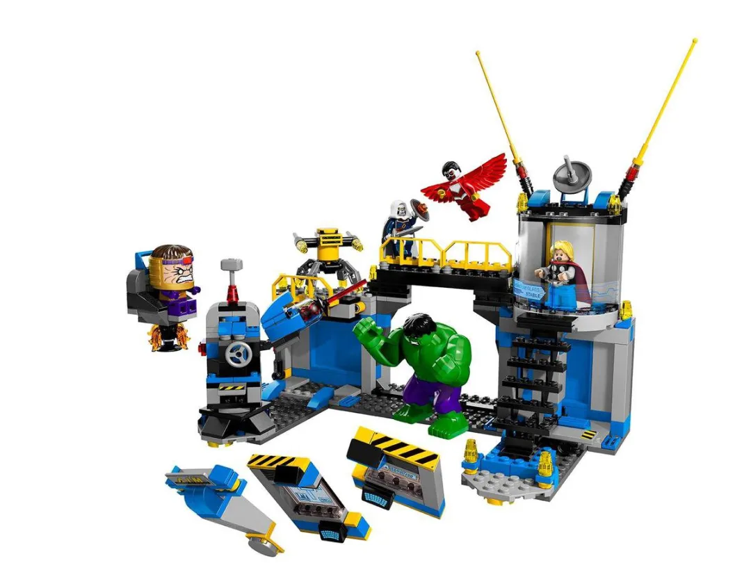 LEGO Hulk Slooppartij 76018 - 373 Stukken - 5 Minifiguren