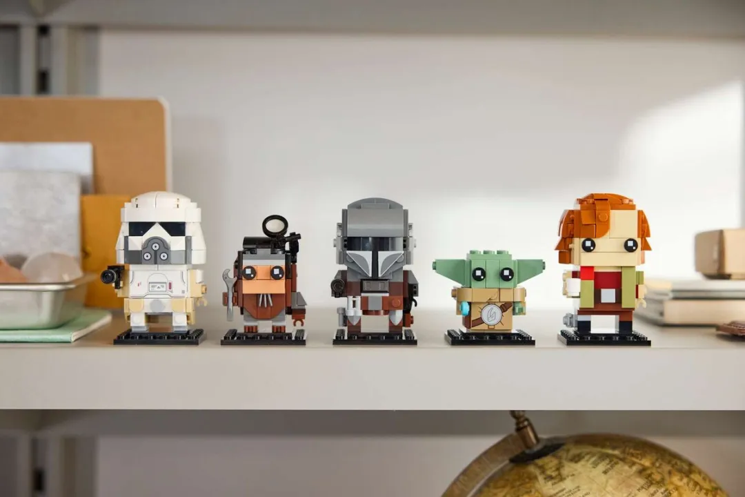 LEGO Star Wars Brickheadz 40856 - De Mandalorian & Grogu