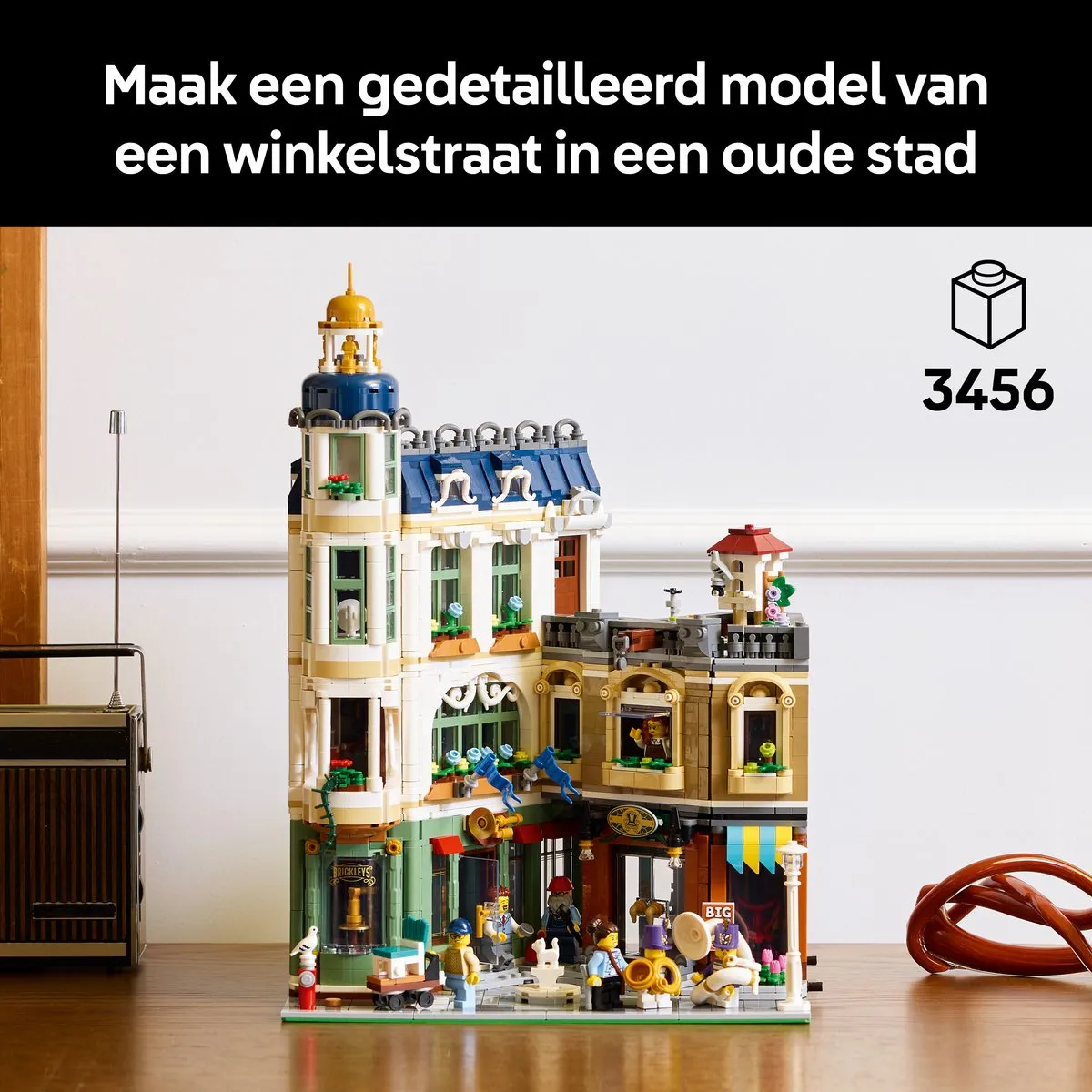 LEGO Icons Winkelstraat 11371 - 3456 Stukken - 7 Minifiguren - afbeelding 6 van 6