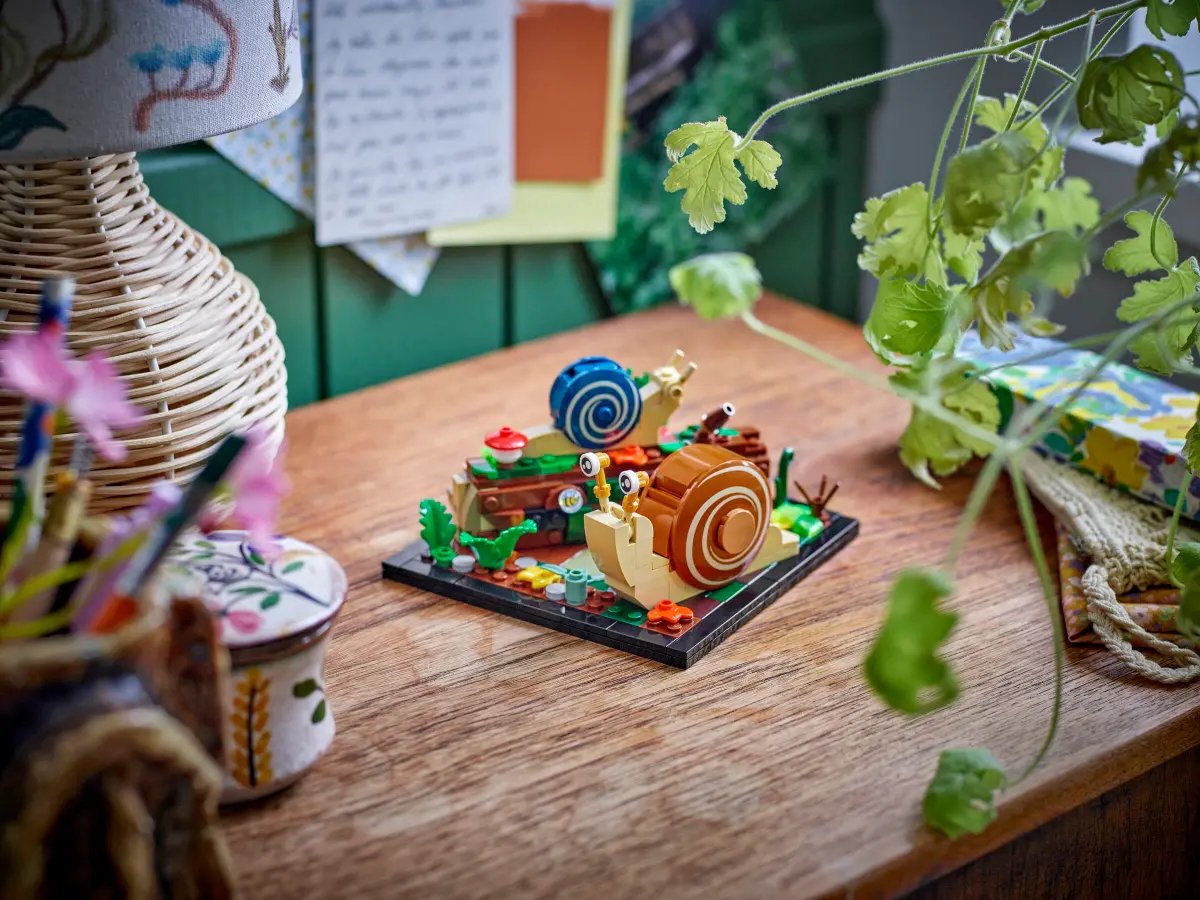 LEGO Ideas 40788 - Friendly Snails - Vriendelijke slakken