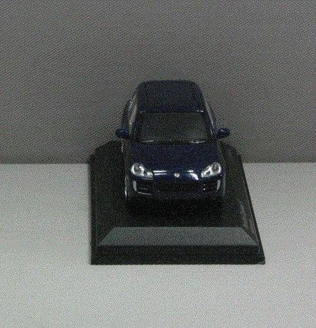 Porsche Cayenne S 2007 Minichamps 1:64
