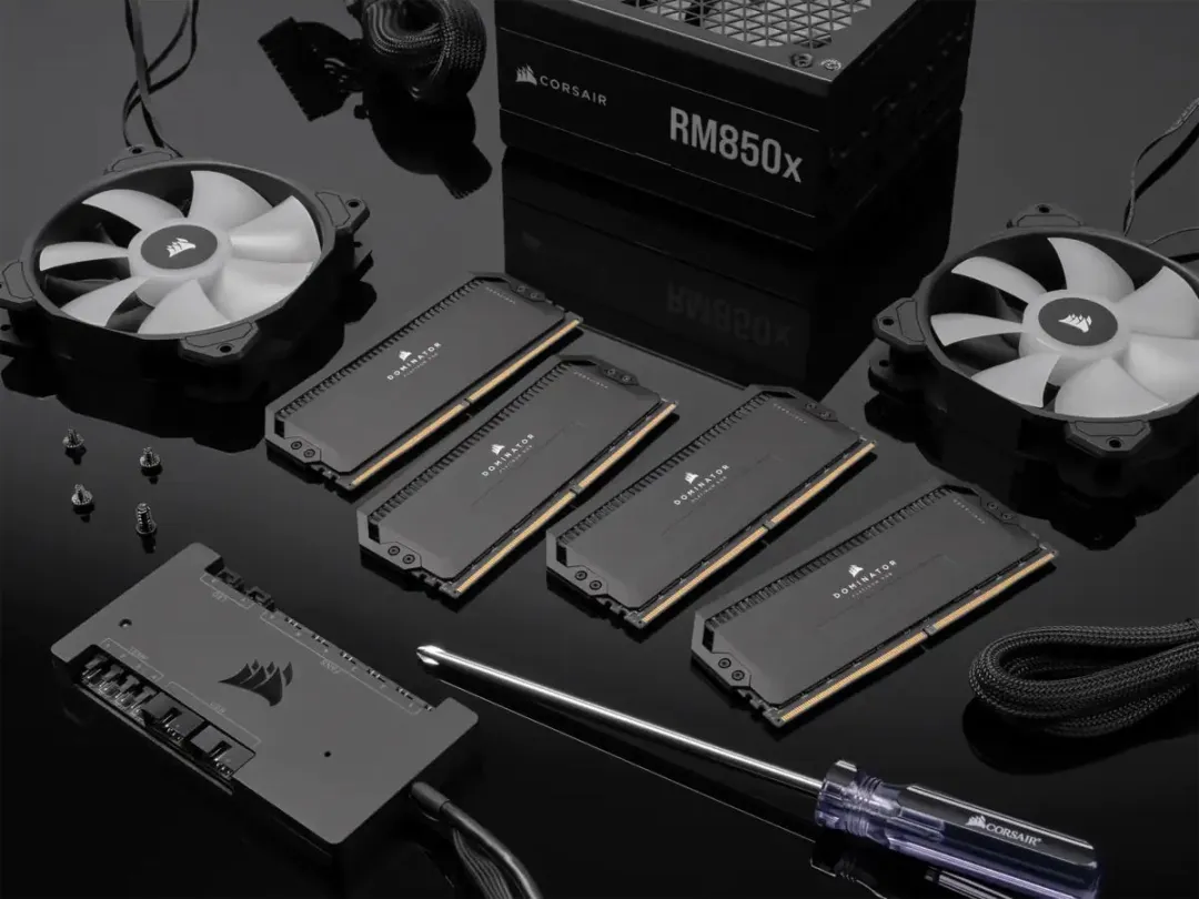Corsair Dominator Platinum RGB DDR5 CMT32GX5M2B6400C32 - 32GB (2x16GB) 6400MHz