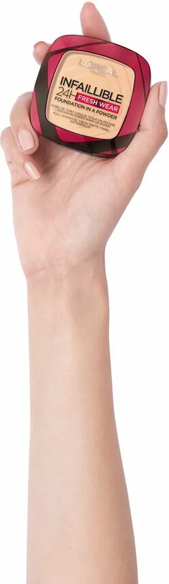 L'Oréal Paris Infaillible 24H Fresh Wear Foundation Poeder 120 Vanille - 3x8g - afbeelding 6 van 6